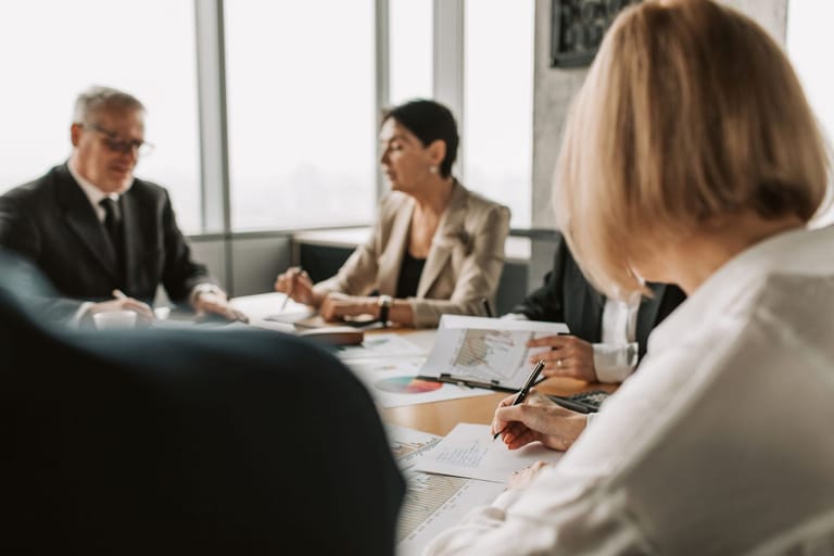 Signal Herplex Ark: una riunione di lavoro in ufficio